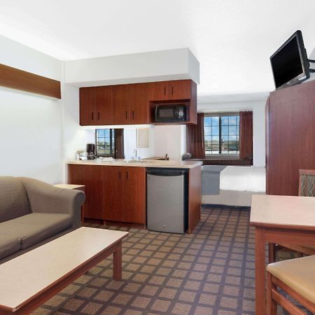Microtel Inn & Suites By Wyndham Rapid City Eksteriør bilde